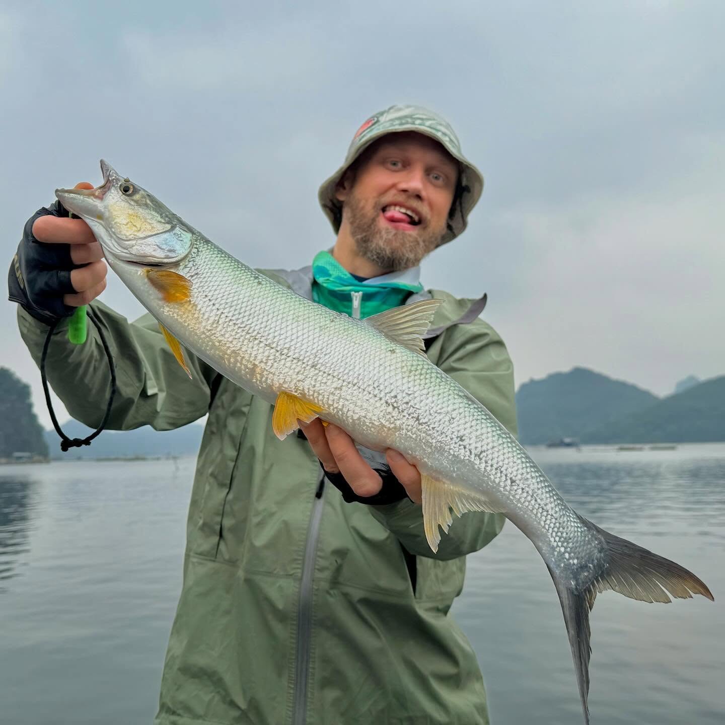 Fishing for trophy Yellowchick continues. Got some bigger then before, but no trophy yet. Found the key! With @taycaufishing